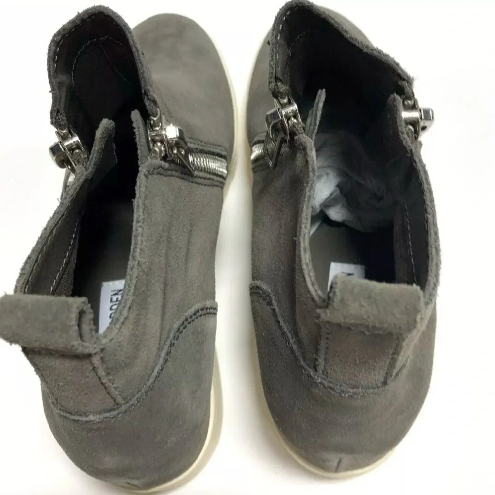 Steve Madden Wedgie Womens Gray Wedge Suede Shoes Size 9 M